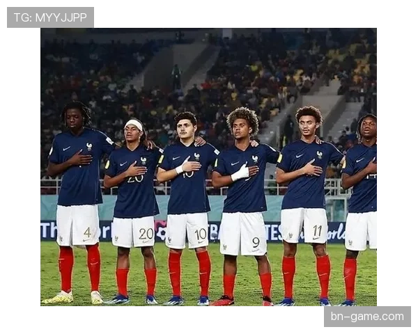 法国队问鼎欧洲U17锦标赛冠军，闪耀新生代足球希望