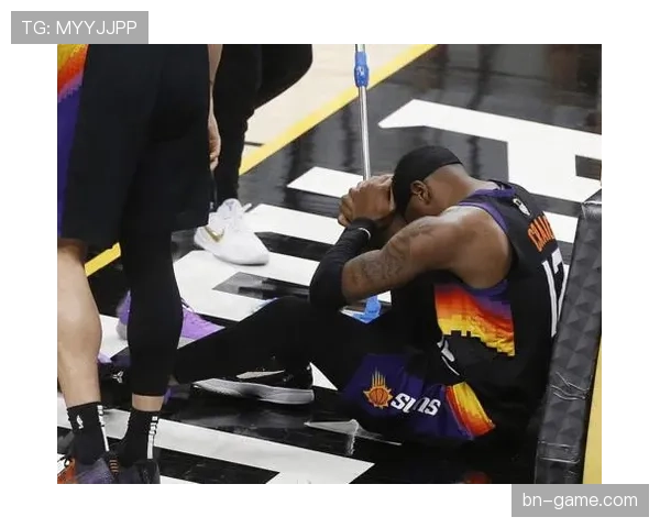 布克训练完顺手买了块表，价格够我交十年房租